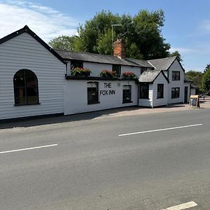 Matching The Fox Inn Exterior photo