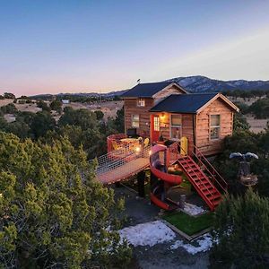 הוילה Nogal Crows Nest Treehouse At El Mstico Ranch Exterior photo