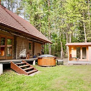 הוילה Rannakula  Quiet Log House, Vaikne Palkmaja, Saun Ja Kuemblustuenn Exterior photo