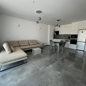 דירות דורס Rent Apartament Lalzy Bay Exterior photo