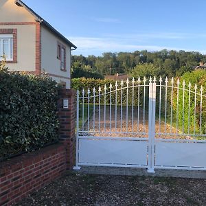 הוילה Corneville-sur-Risle Charmante Maison Normande Exterior photo