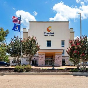 גרנדה Comfort Inn & Suites Exterior photo