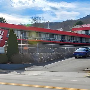 Pearisburg Holiday Lodge Virginia Exterior photo