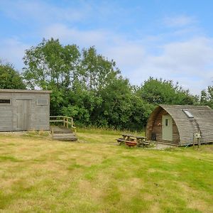 הוילה ליסקירד Bull Shed Penbugle Organic Farm Exterior photo