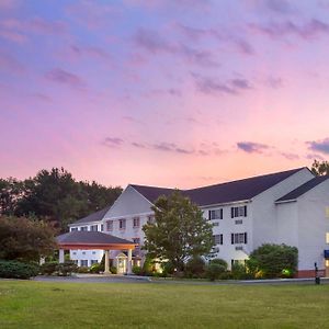 פיטספילד Best Western Plus Berkshire Hills Inn & Suites Exterior photo