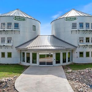 Treynor Penny'S Landing Guestrooms Exterior photo