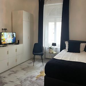 לוקסמבורג Executive Single Room With En-Suite In Guest House City Centre Exterior photo