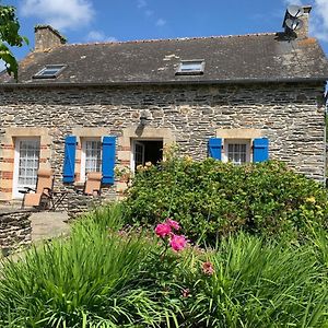 Caurel  Lake Cottage, In A Small Village Exterior photo