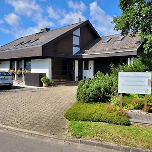 Grafengehaig Komfort-Ferienwohnung Auf Der Eulenburg Exterior photo