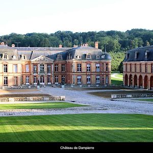 Le Mesnil-Saint-Denis Appartement Cozy En Haute Vallee De Chevreuse Exterior photo