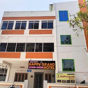 Gunadala Hotel O Happy Grand Hotel Exterior photo