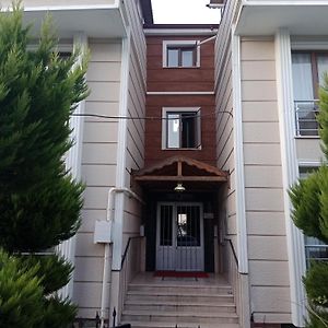 ילובה Halic Apartmani Inn Exterior photo