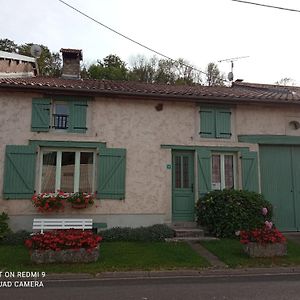 הוילה Reffroy Gite Familial Spacieux Avec Cheminee, Jardin Et Terrasse, Proche De Verdun Et Bar-Le-Duc - Fr-1-585-69 Exterior photo