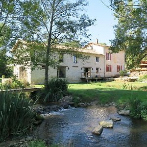 הוילה Mellé Le Moulin De Charzay, Eco-Gite Familial En Deux-Sevres, Nouvelle Aquitaine Exterior photo