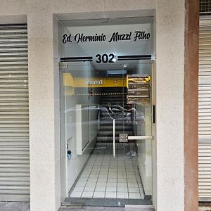 דירות Timóteo Edificio Herminio Muzzi Filho Exterior photo