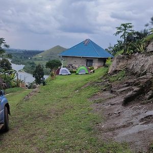 דירות Fort Portal Saka Laka Exterior photo