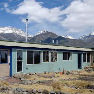 הוילה Crestone High Mountain Desert Earthship With Stunning Views Exterior photo