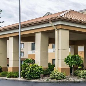 Warrenton Quality Inn & Suites Exterior photo