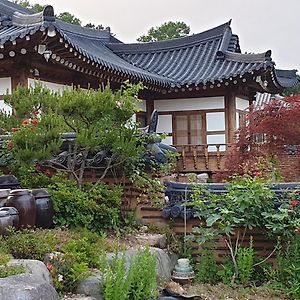 מלון Boseong Greenery Hanok Pension Exterior photo