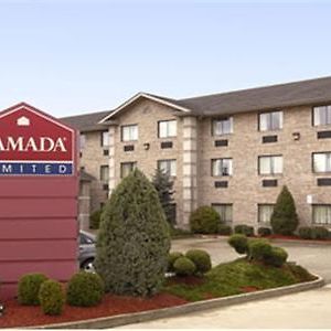 מלון Ramada Limited - מאונט סטרלינג Exterior photo