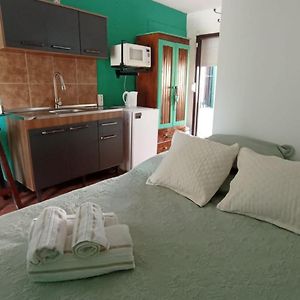 אל פינאר Hostal Pino Alto Exterior photo