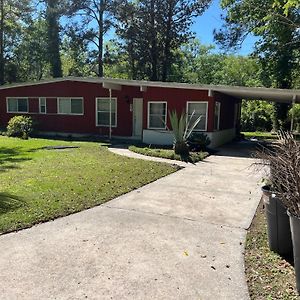 גיינסוויל New Renovated Peaceful Home Mile To Uf Exterior photo