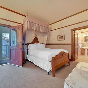 מלון Sutter Creek Romantic Victorian Getaway The Fox Exterior photo