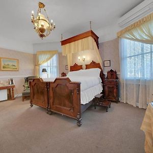 Sutter Creek Romantic Victorian Getaway The Blue Room Exterior photo