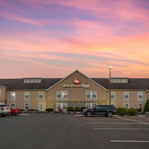 פרדייז Best Western Plus Revere Inn & Suites Exterior photo