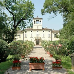 הוילה Ponte Taro Casa Nella Campagna Parmigiana. Exterior photo