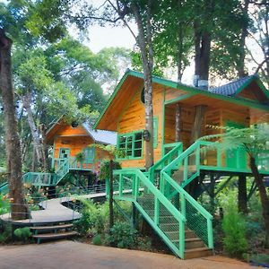 Kon Von Kla Mang Den Treehouse Village Resort & Zipline Exterior photo