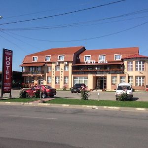 Adjud Hotel Adial Exterior photo