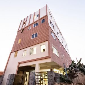 Vijayawāda Super Hotel O Cj Inn Exterior photo