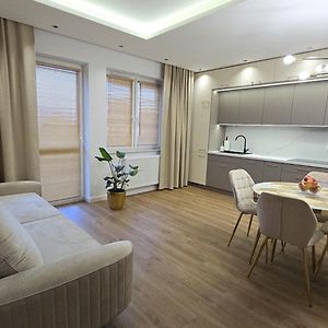 דירות Konskie Apartament Luxury Exterior photo