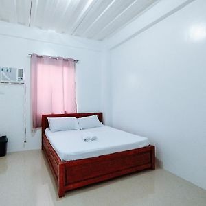 Numancia Reddoorz At Elton Guesthouse Exterior photo