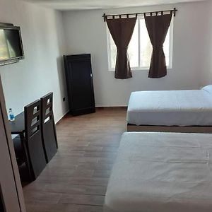 מלון San Felipe Hueyotlipan Hostal Vittoria Exterior photo