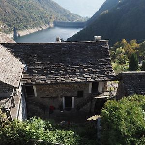 דירות Mergoscia Casa Bruja Tradizionale Rustico Ticinese Exterior photo