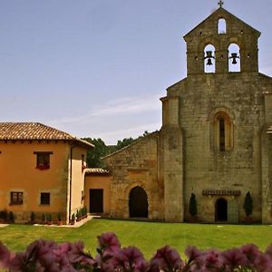 הוילה Olmos de Ojeda Capellan Exterior photo