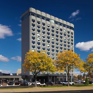 מלון Doubletree By Hilton באטל קריק Exterior photo