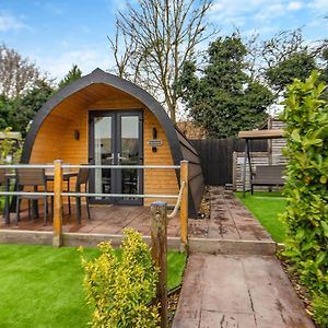 מלון East Bridgford Peacock Lake Glamping Exterior photo