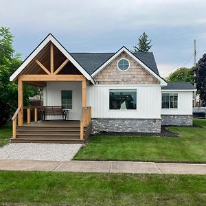 הוילה East Tawas Bay Street Bungalow Exterior photo