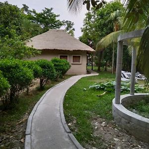 Gosāba Hetalbon Eco Resort Exterior photo