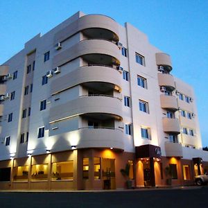 Itauguá Olimpo Hotel & Suites Exterior photo