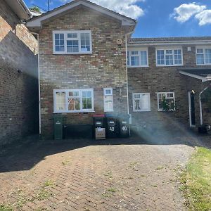 Loughton  Home In Milton Keynes! Exterior photo