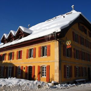 Couvet Hotel De L'Aigle Exterior photo