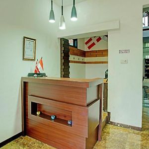 בוקיטינגי Oyo 92571 Zulyan Homestay Syariah Exterior photo