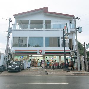 Reddoorz At Alaminos Pangasinan אלמינוס Exterior photo