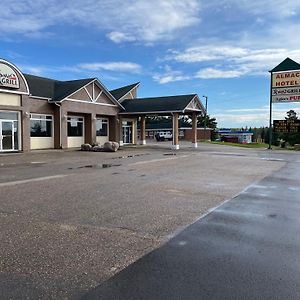 Lac La Biche Almac Hotel Exterior photo