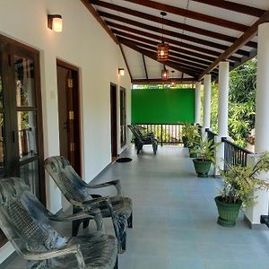 Debarawewa Happiness Villa Yala And Safari Exterior photo