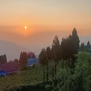 Suryodaya Kanyam Village Cottage Exterior photo